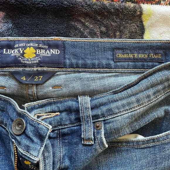 SOLD y2k Lucky Brand Kick Flares - Picture 4 of 4